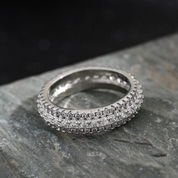 Exquisite Diamond Rings: Unisex Luxury Designs - Image 6